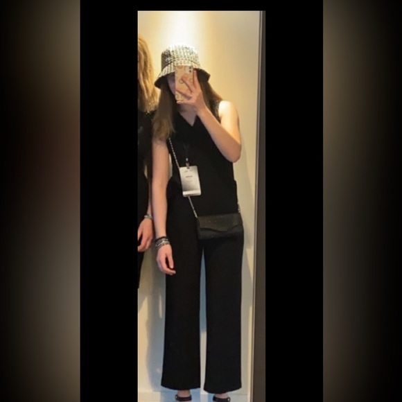 TAHARI Jumpsit - Picture 5 of 5